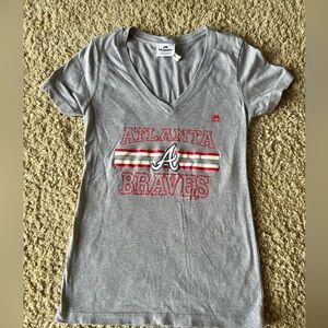 Womens Small, Atlanta Braves Shirt